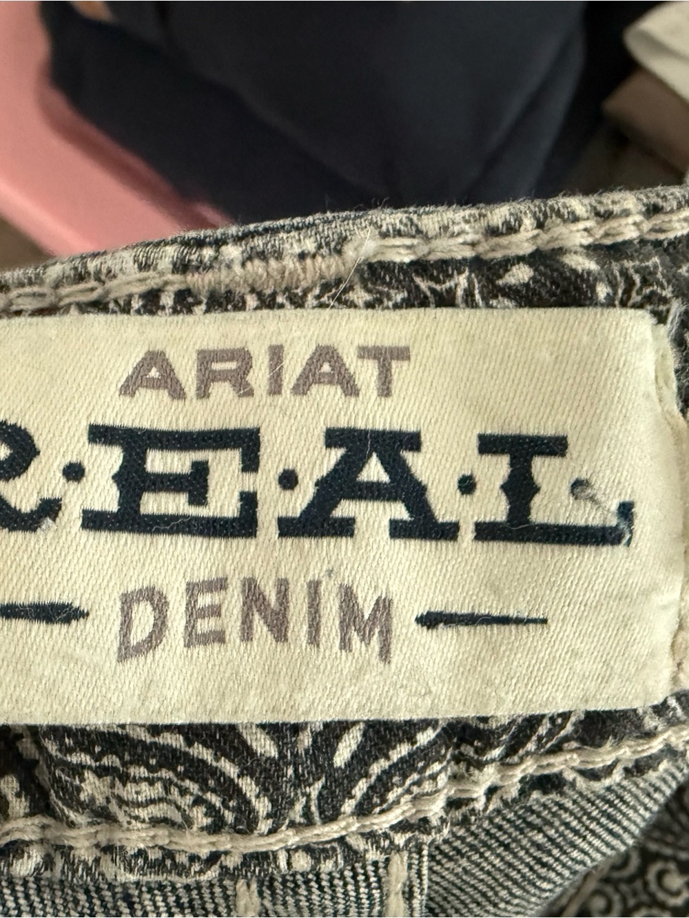 Ariat Women's Medium Wash Straight Leg Jeans- Worn Once - Picture 3 of 4